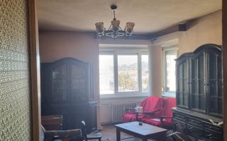 Apartament spațios cu 4 camere, 100 mp utili, triplă orientare. - Poză 1