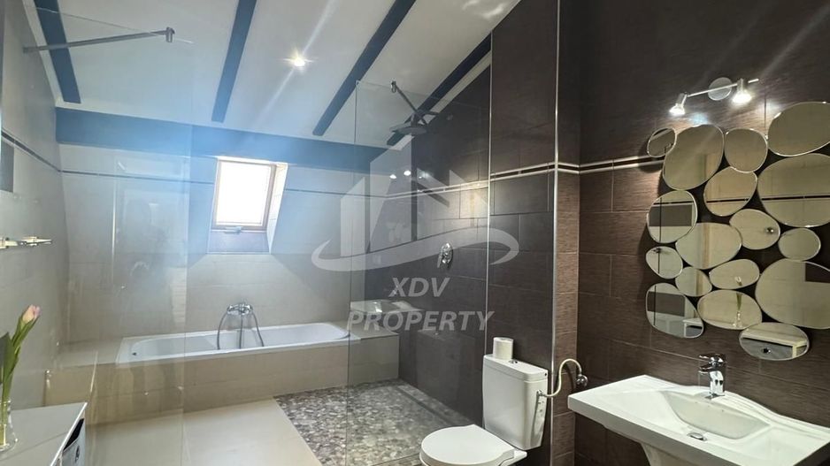 Apartament  la vila ,  3 camere , Sibiu / Comosion 0 - Poză 6