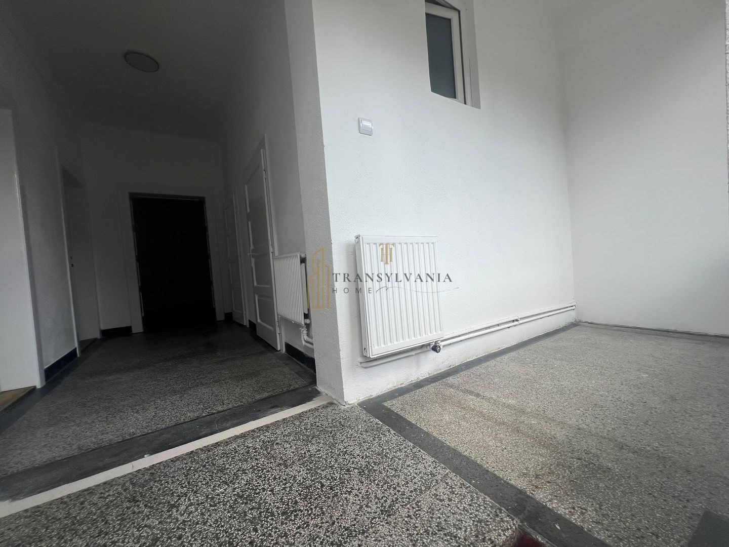 Casă individuală cu teren generos de 1.000 mp - Poză 14
