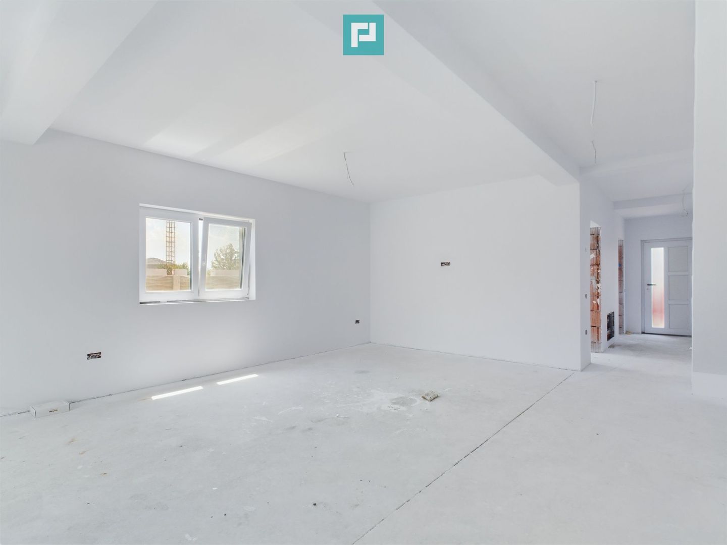 Duplex P+1 deosebit în Moșnița Veche - Poză 5