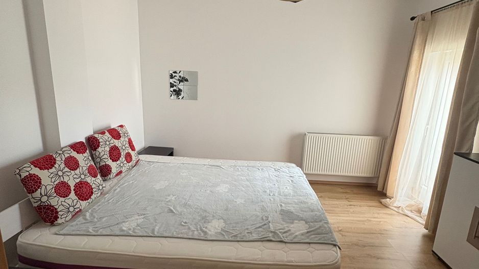 Giroc-UM | 3 Camere | Mobilat si Utilat | Loc de parcare - Poză 1