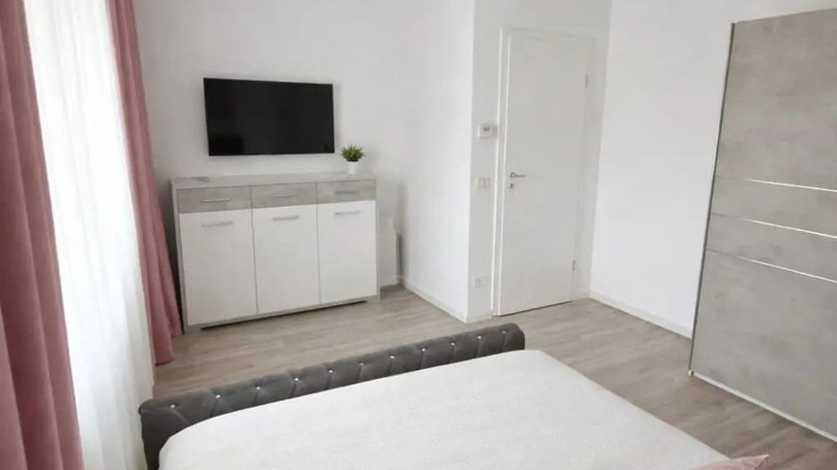 Apartament cu 3 camere Giroc bloc nou - Poză 7