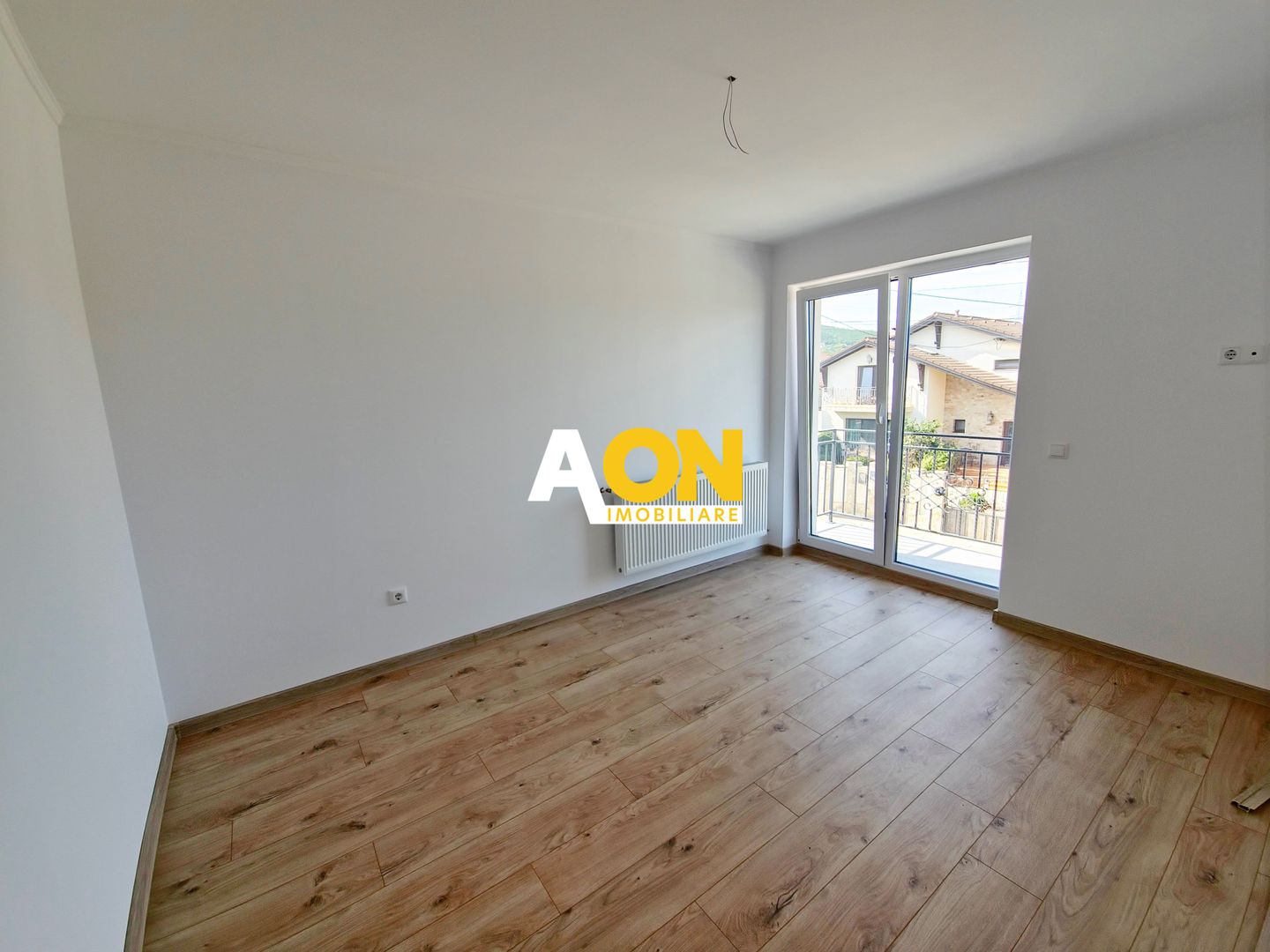 Casa 4 camere, cu predare la cheie, 324 mp teren, Micesti - Poză 11