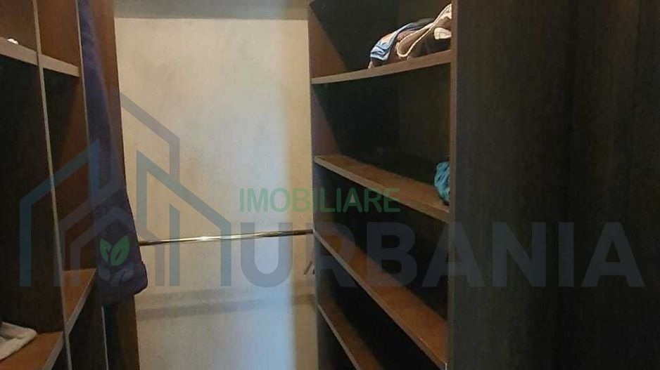 Vilă spațioasă de închiriat în Ezăreni, Valea Adâncă - Poză 8