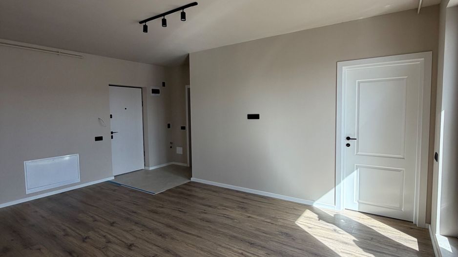 Apartament 2 camere, terasa, etaj intermediar, garaj, Eroilor - Poză 3