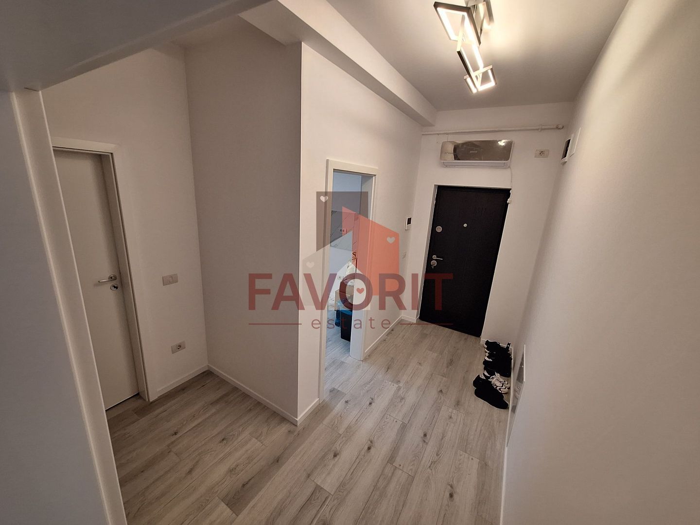 Apartament cu 2 camere in Braytim. Decomandat. Curte Proprie - Poză 3