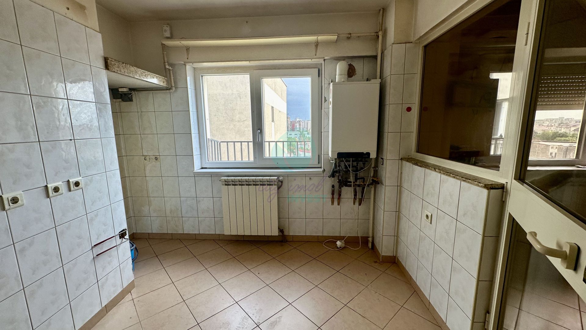 4 camere decomandate Cal Calarasilor - Poză 11