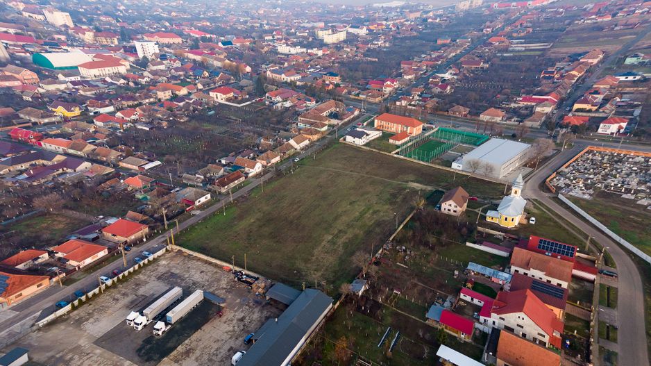 Teren intravilan Premium în Chișineu Criș - Poză 2