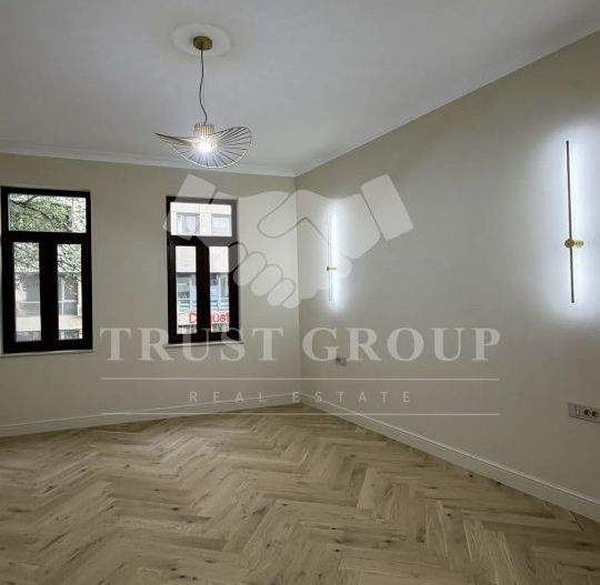 Apartament 4 camere in vila - Eminescu - Poză 2