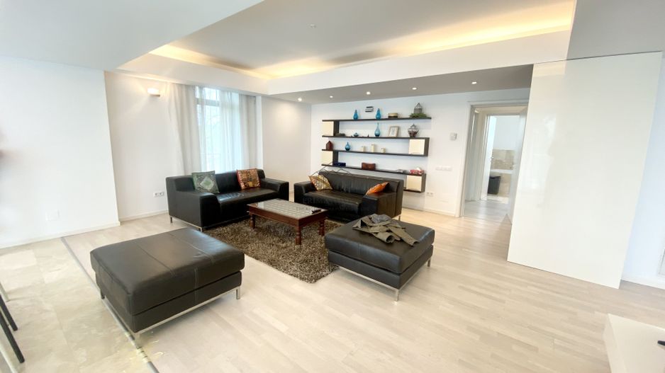 PENTHOUSE LUMINOS CU 3 CAMERE LA INCHIRIERE LANGA SCOALA BRITANICA - Poză 1