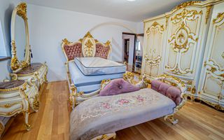 Lazu - Vila de vânzare compusă din P+1E+M. - Poză 23