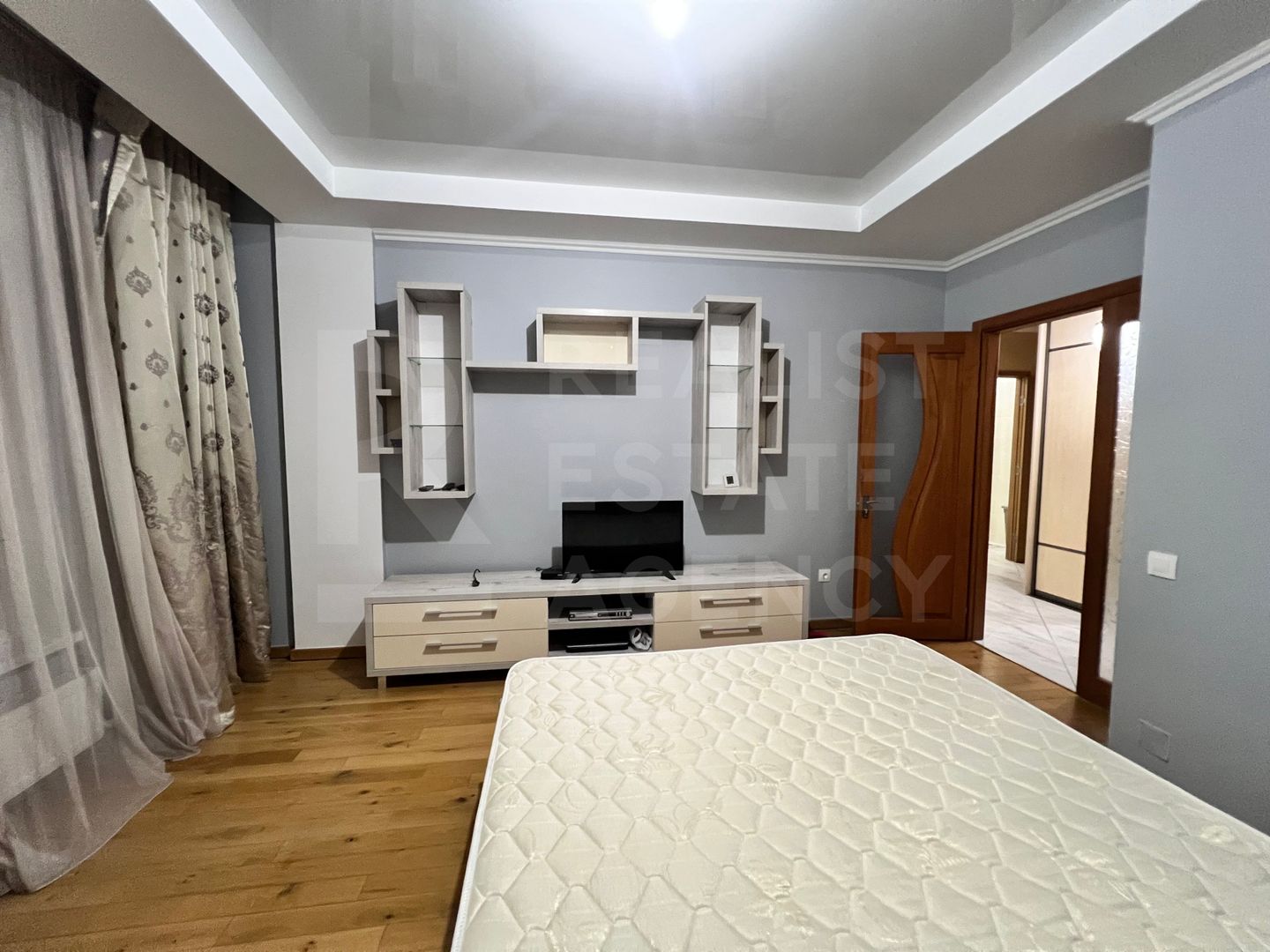 Chirie, apartament, 2 camere, Strada Socoleni, Rîșcani - Poză 4