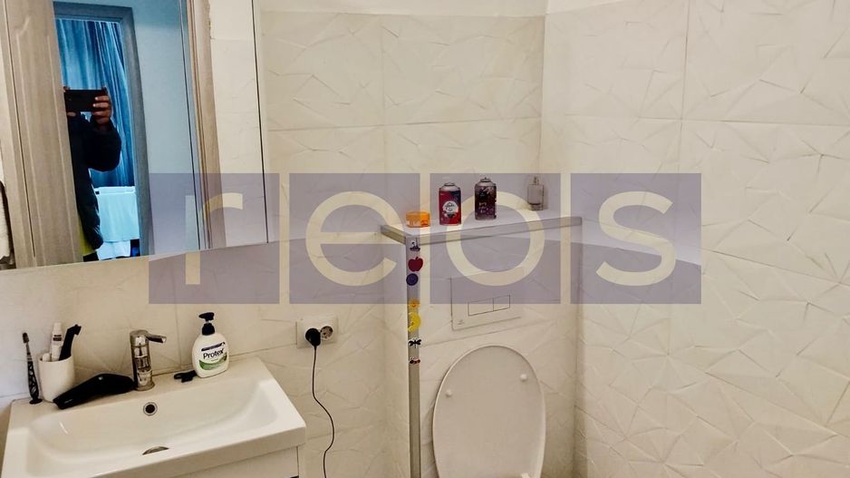 VANZARE APARTAMENT 2 CAMERE CAMPIA LIBERTATII PIATA MUNCII 57.5MP DECOMANDAT - Poză 9