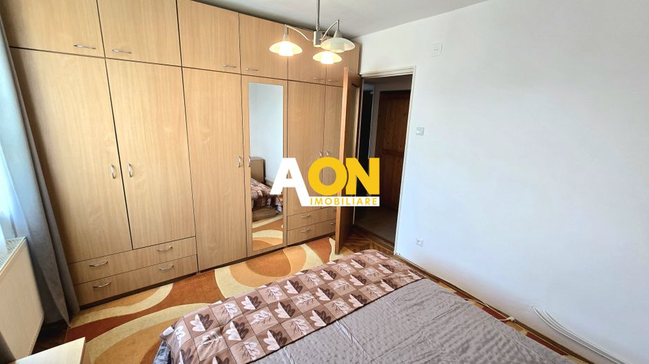Apartament cu 3 Camere, Complet Mobilat, Zona Cloșca - Cetate - Poză 2