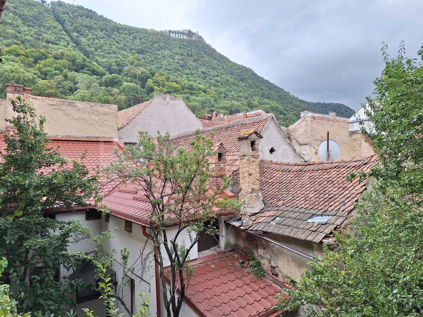 Garsoniera in centrul istoric, pretabila pentru studenti - Poză 3