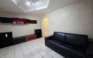 Apartament 2 camere Podu Roș 68mp - Poză 2