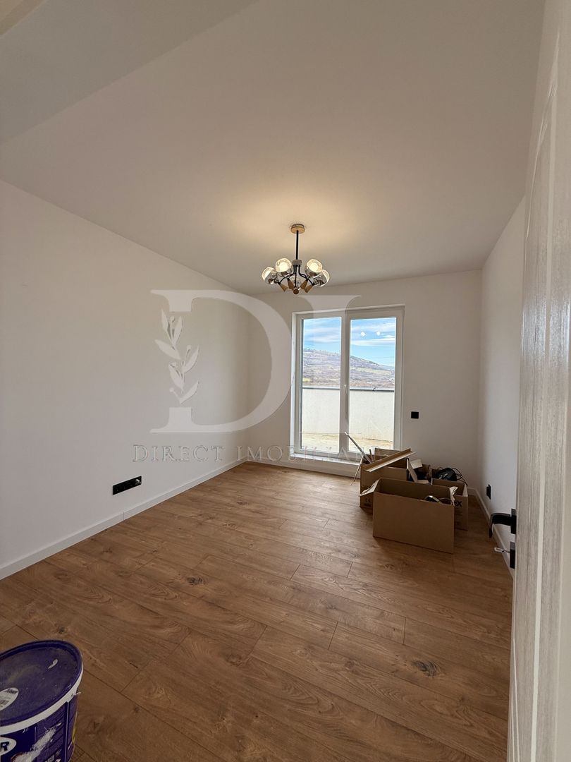 Apartament de vanzare/ Zona Terra / Floresti - Poză 8