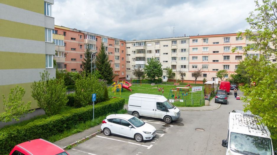 Sacele-Apartament 2 camere+2 locuri de parcare - Poză 14