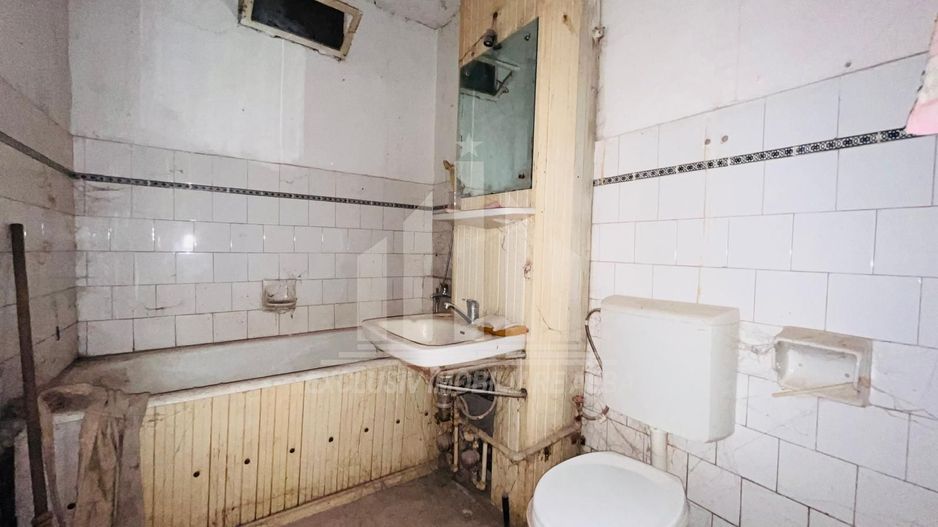 Apartament cu 2 camere decomandate, Cetate - Poză 4