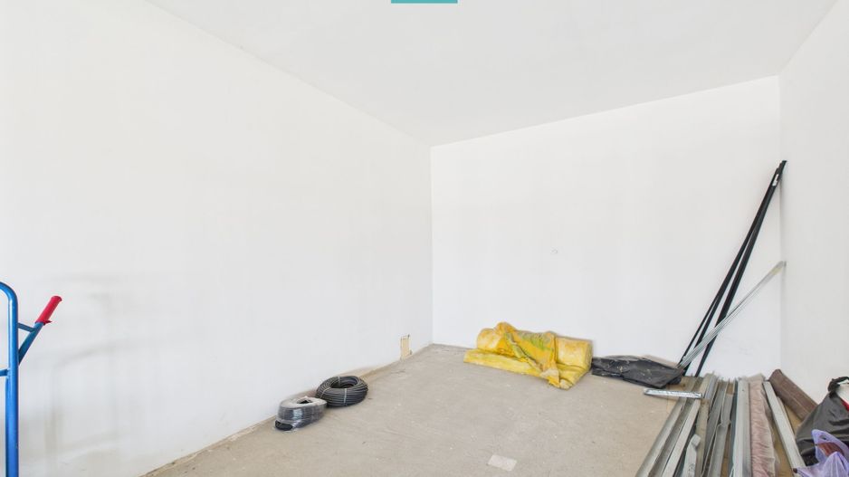 Casă P+E+M în zona Mehala pe arteră principală - Poză 12