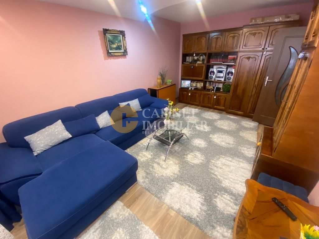 ETAJ INTERMEDIAR -2 CAMERE DECOMANDAT - PIATA VOIEVOZILOR - Poză 1
