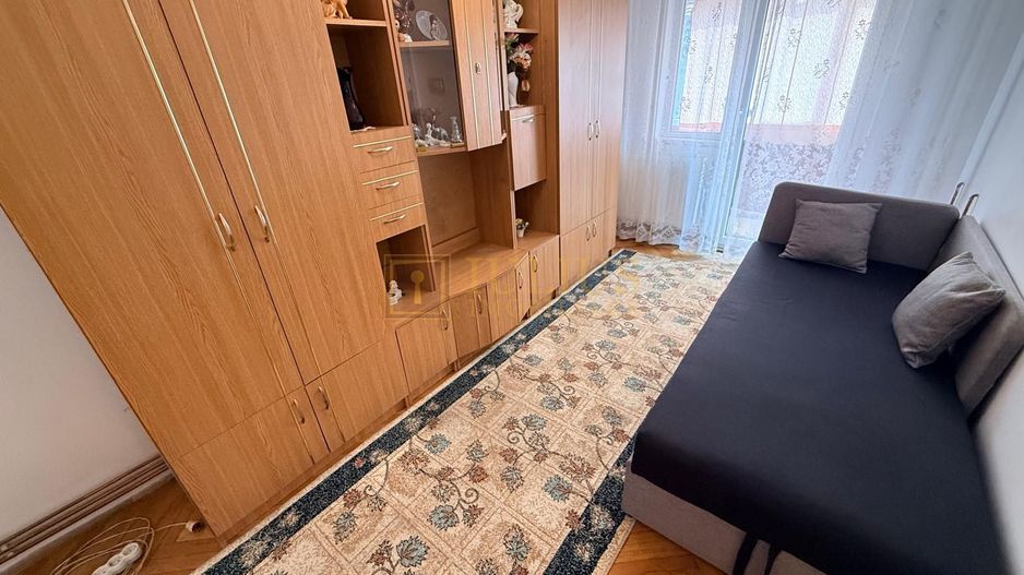 3 camere, situat in Complexul Studentesc, studenti, centrala proprie. - Poză 10