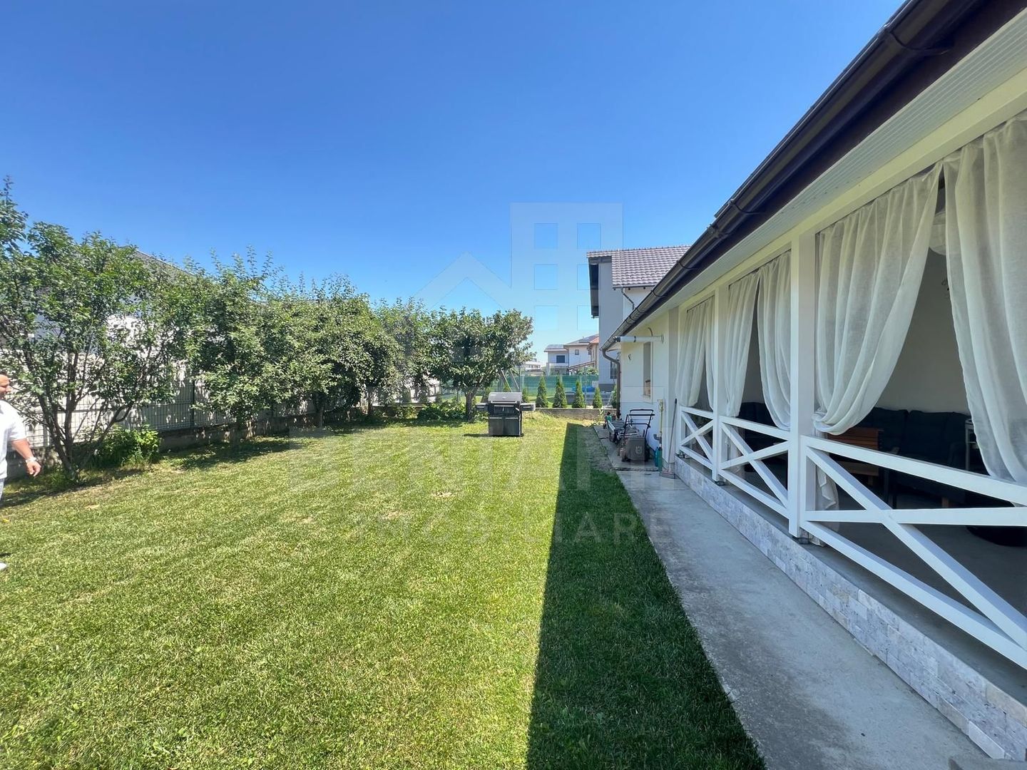 Casa-4-Camere-165mp-Utili-480mp-Garaj-Teren-Bartolomeu-Brasov - Poză 4