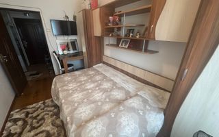 APARTAMENT 3 CAMERE ETAJ 4 VISOI - Poză 4