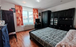 🏡 Casă de vânzare – singură în curte, cu pivniță spațioasă și teren liber, 234 - Poză 2