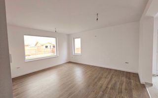 Casa pe un singur nivel cu 3 camere - com Berceni - Poză 3