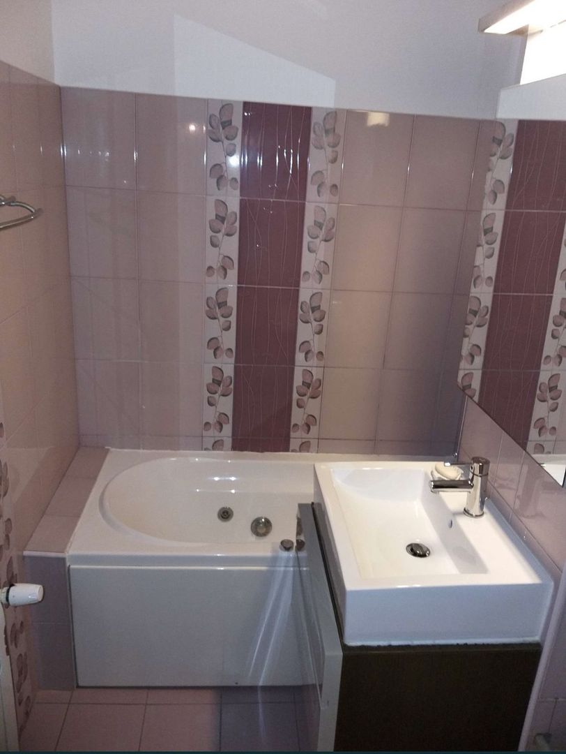 Apartament de vanzare cu 3 camere - Poză 2