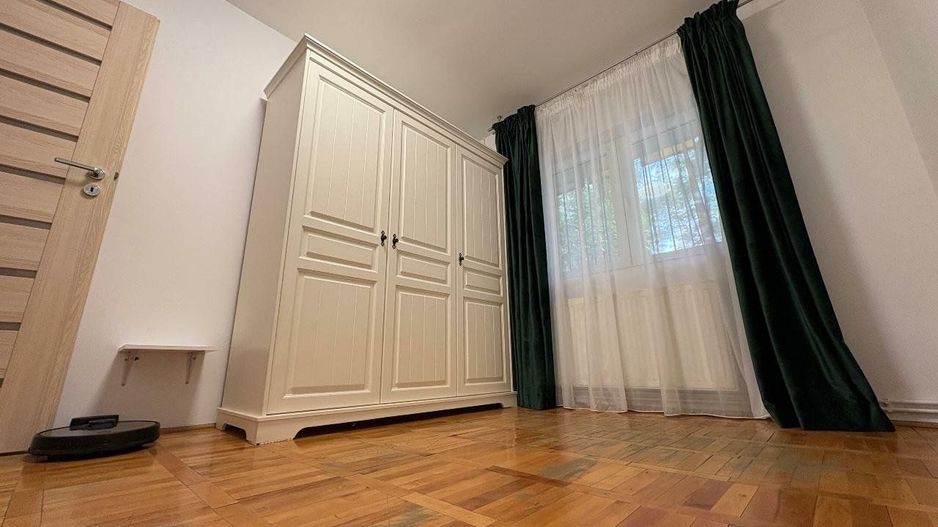 3 camere Lipovei 2 bai centrala proprie - Poză 5