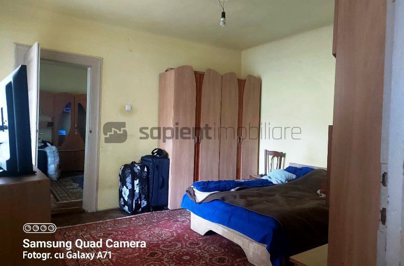 Casa cu 3 apartamente in zona Muzeului - Poză 8