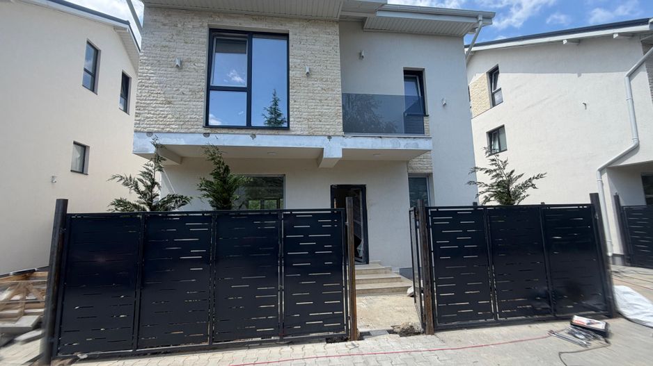 CASA INDIVIDUALA- 4 CAMERE, TOATE UTILITATILE, TEREN 240 MP, COMIS 0% - Poză 1
