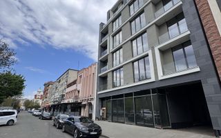 Inchiriez spatiu comerical in zona 0, bloc  VERSUS - Poză 1