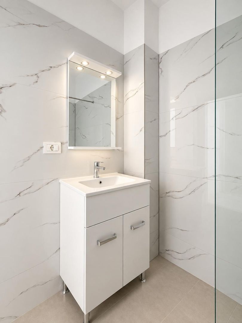 Apartament 3 Camere Modern în Zonă Rezidențială - Poză 4