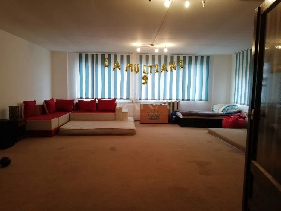 Casa cu 4 camere de vanzare in Floresti - Poză 4