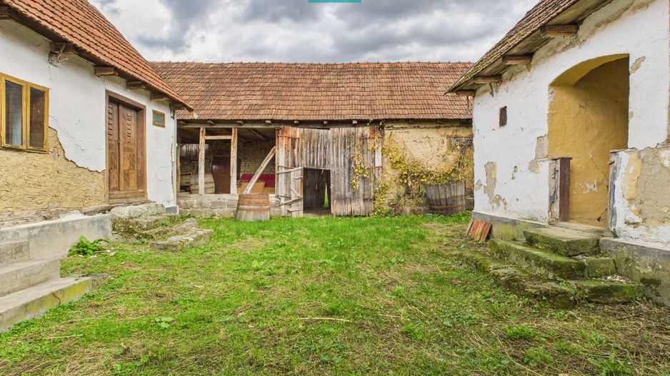 Casă cu 4 camere în Buhani, Dezna - Poză 24