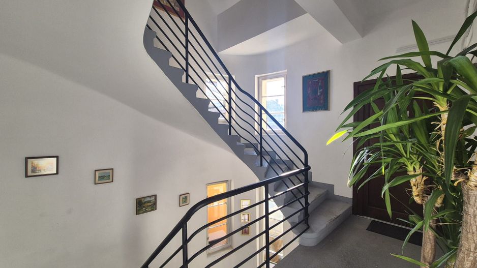 Exclusivitate - Zona Tribunalului , Sf. Constantin, spațiu stradal - Poză 8