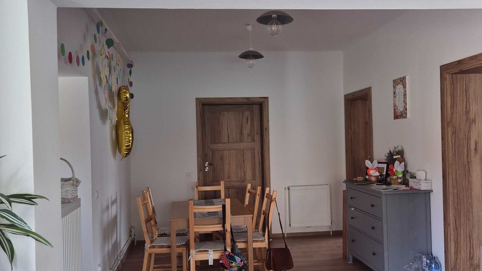 BRASADAS vinde casa familiara cu gradina in zona Titulescu. - Poză 4