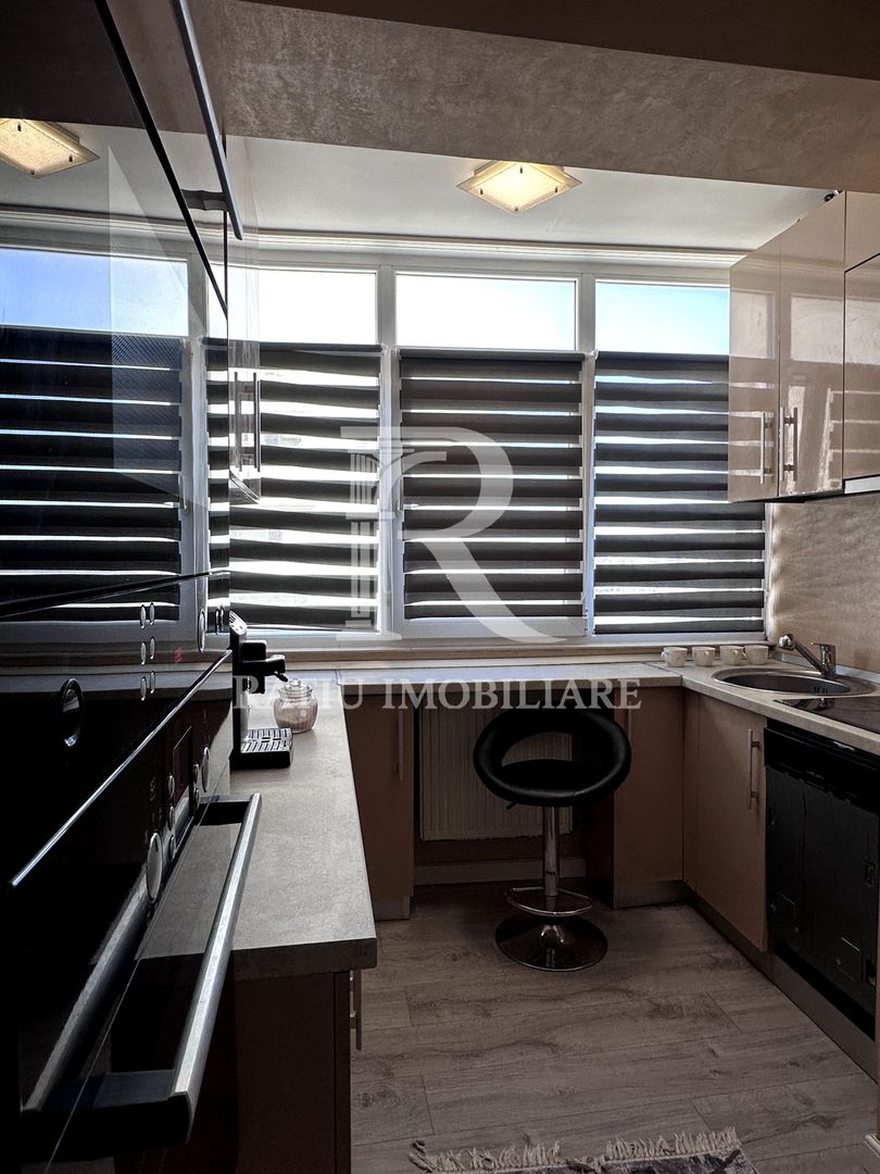 Apartament cu 3 camere | Nufărul Plaza | Vedere panoramică | Oradea - Poză 7