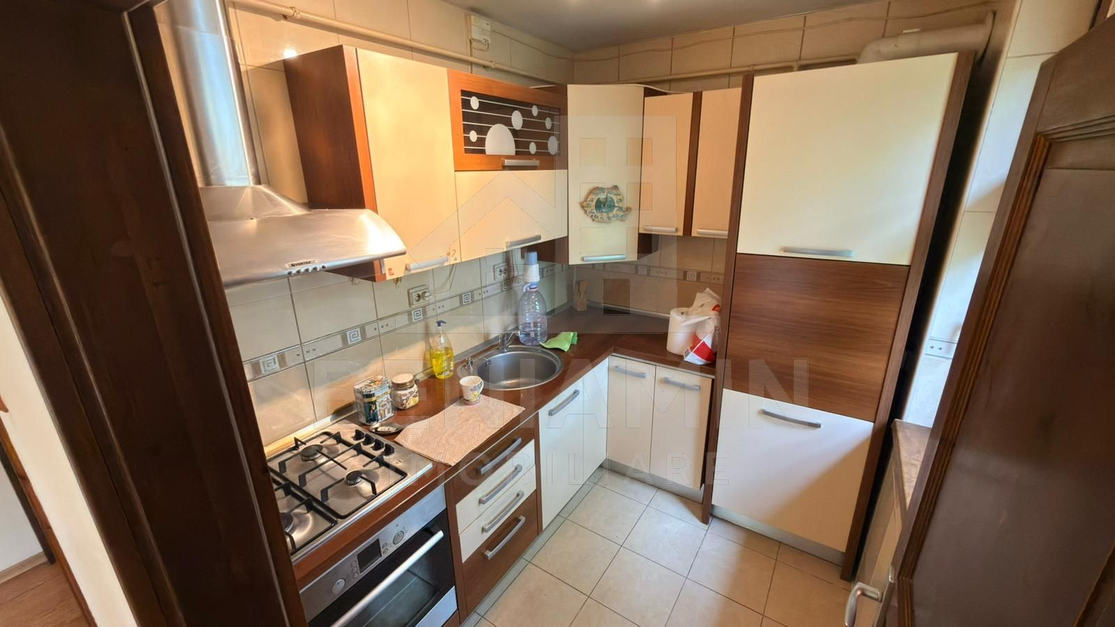 Vila eleganta in zona Ford– Confort si intimitate pe alee privata - Poză 16