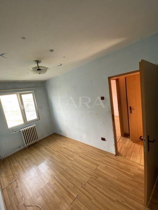 Apartament 3 camere de vanzare - Poză 2