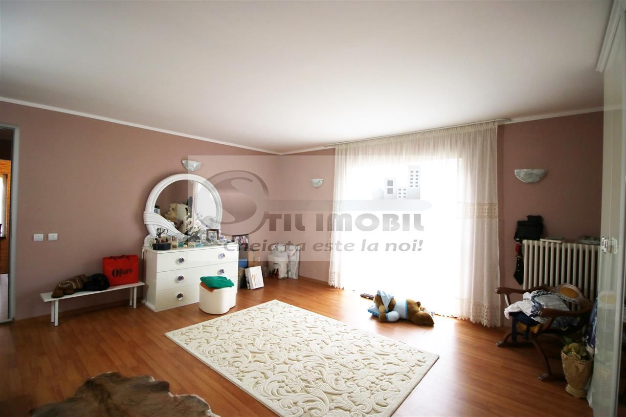 VILA INDIVIDUALA P+1+M 7200 160000 EURO NEGOCIABIL - Poză 12