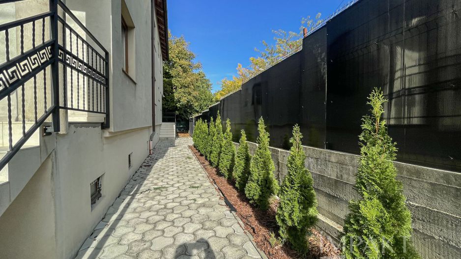 Casa individuala cu 6 camere, in cartierul Buna-Ziua - Poză 21