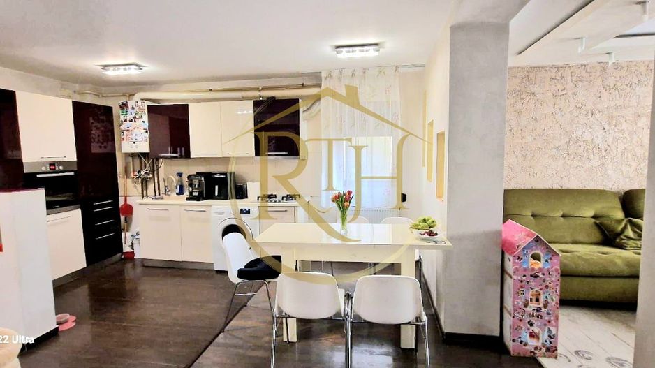 Oferim spre vânzare un apartament cu 3 camere în Giroc! - Poză 2