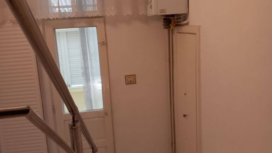BRASADAS vinde casa 2 cam cu etaj 6 ari zona Bercu Rosu. - Poză 6