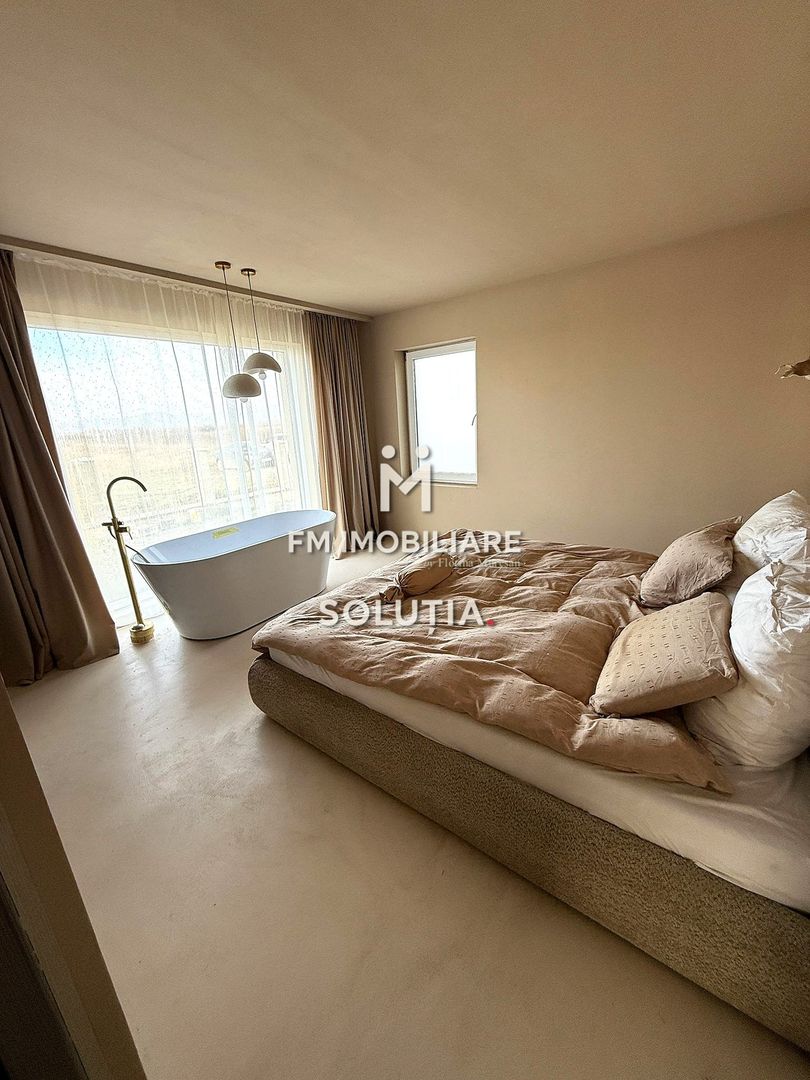 Casă modernă de vânzare în Coltău - Poză 2