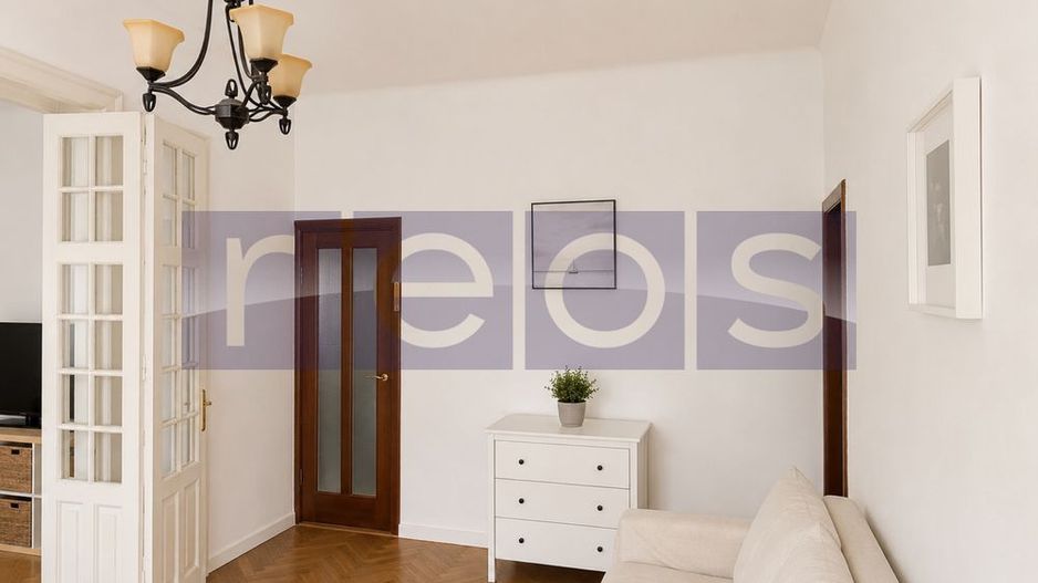VANZARE  2  APARTAMENTE INDEPENDENTE  INTR-O VILA RENOVATA -144 mp - UNIRII - Poză 5