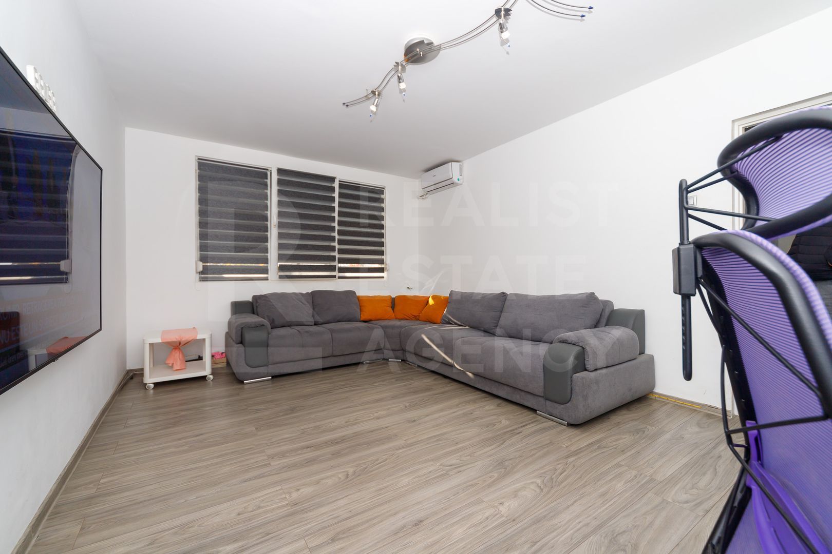 Vânzare, apartament, 3 camere, zona Drumul Taberei - Poză 5